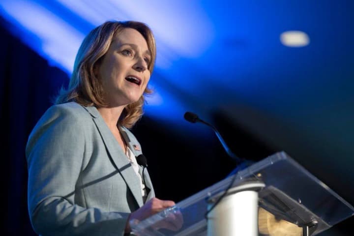 war-in-ukraine-opens-a-window-on-how-future-wars-will-be-fought-us-deputy-defense-secretary