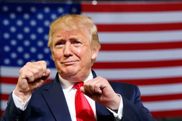 tramp-poluchit-15-millionov-dollarov-ot-abc-news-po-delu-o-klevete