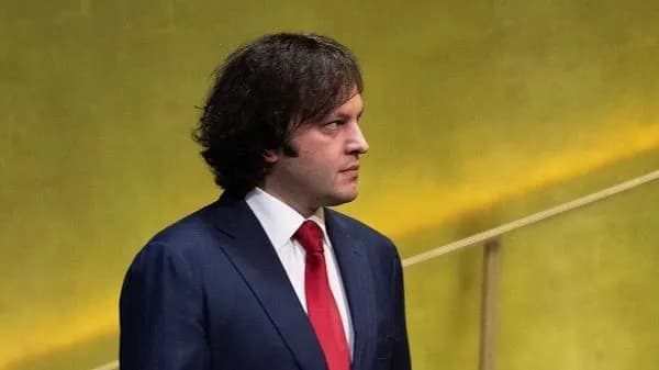 estoniia-vvela-sanktsii-shchodo-shche-14-hruzynskykh-posadovtsiv-sered-nykh-premier-kobakhidze