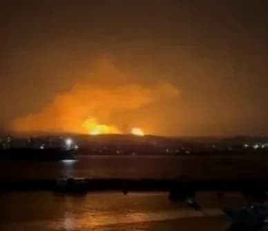 moshchnie-vzrivi-v-sirii-vizvali-zemletryasenie-posle-udara-izrailya