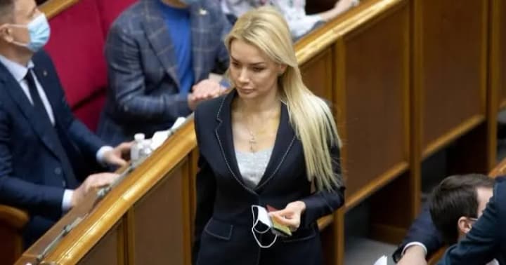 court-extends-the-term-of-office-of-mp-kormyshkina-suspected-of-illicit-enrichment-for-another-two-months