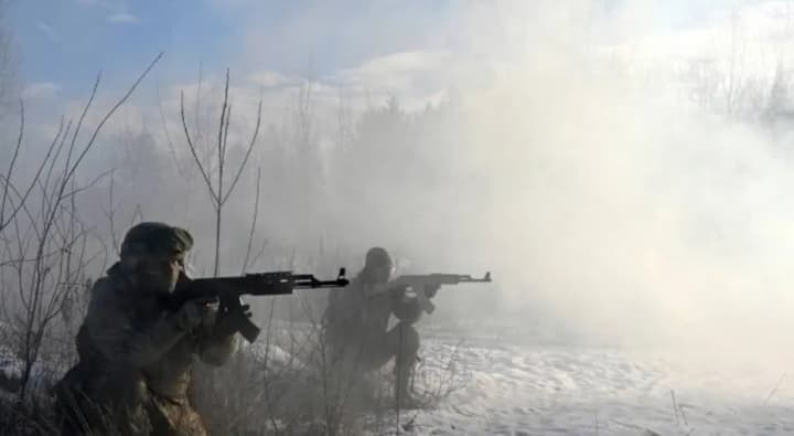 small-group-assaults-new-enemy-tactics-in-the-pokrovsk-sector