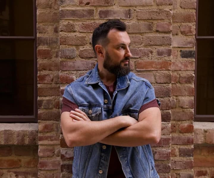 from-tv-to-film-how-ukrainian-producer-oleksandr-buhela-gained-international-recognition-and-graduated-from-the-new-york-film-academy