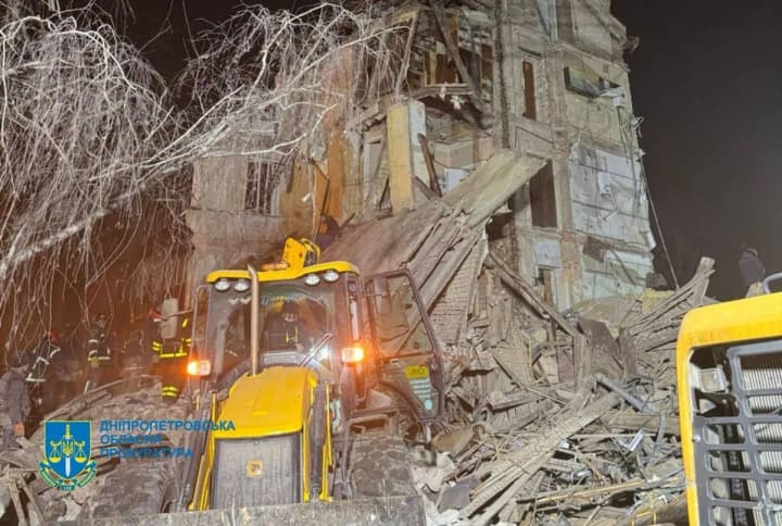 one-dead-and-13-injured-prosecutor-generals-office-on-the-consequences-of-the-russian-strike-on-kryvyi-rih