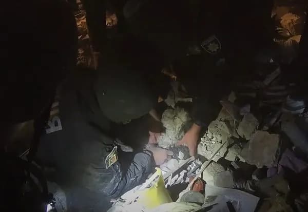 dog-rescued-from-rubble-of-shelled-house-in-kryvyi-rih