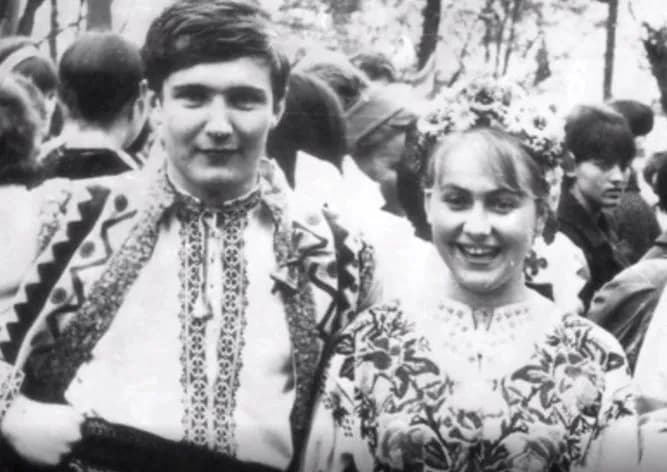 nadykhnula-ivasiuka-na-napysannia-chervonoi-ruty-pishla-z-zhyttia-mariia-marchuk