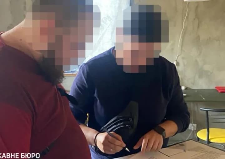 dbr-zavershylo-rozsliduvannia-shchodo-spivrobitnyka-rttsk-odesy-yakyi-dopomahav-ukhyliatysia-vid-mobilizatsii