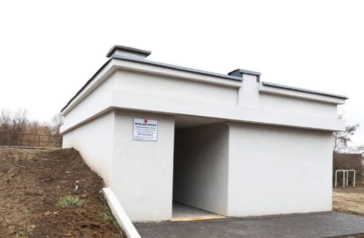 ruslan-kravchenko-new-radiation-shelters-for-1500-schoolchildren-appeared-in-kyiv-region