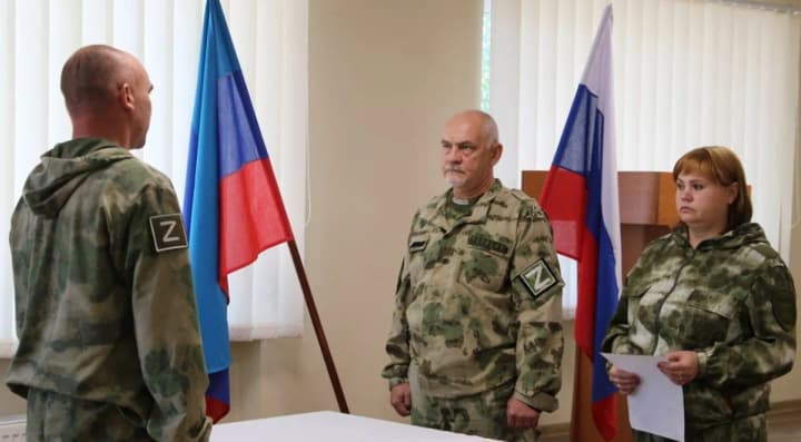 rosiiske-komanduvannia-shantazhuie-viiskovykh-podrobytsi-vid-atesh