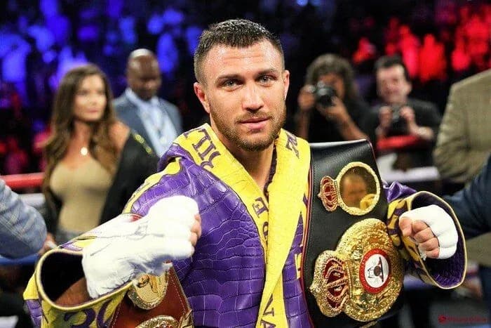 lomachenko-mozhet-zavershit-kareru-iz-za-travmi-spini-boxingscene