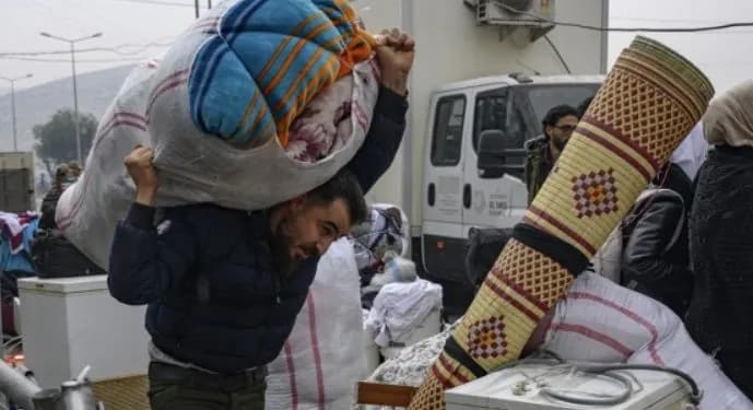 pochti-1-700-siriitsev-yezhednevno-vozvrashchayutsya-na-rodinu-mvd