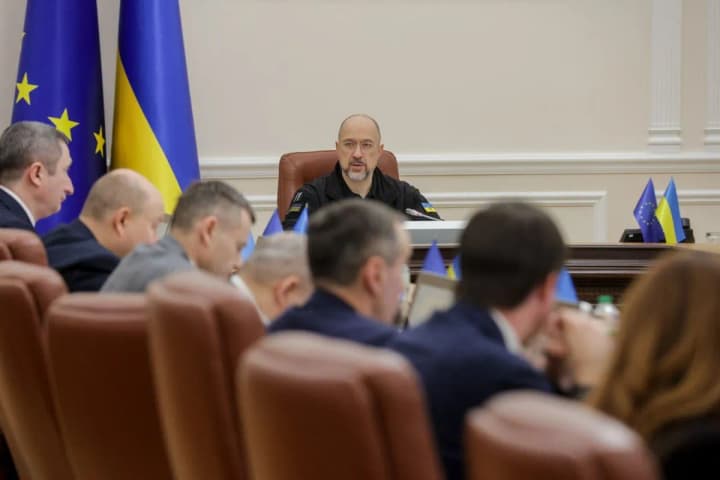 pravitelstvo-videlilo-bolee-17-mlrd-grn-na-novuyu-ukrainskuyu-shkolu