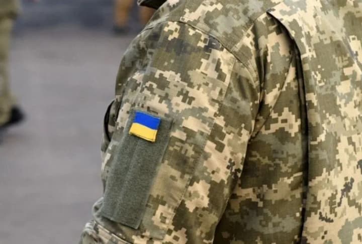 skandal-dovkola-155-i-bryhady-shcho-kazhut-u-dbr-ta-minoborony-frantsii