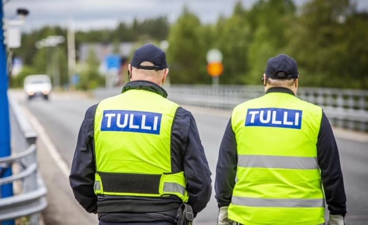 finskaya-tamozhnya-rassleduet-900-del-o-zapreshchennom-eksporte-v-rossiyu