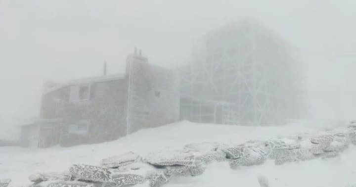 spasateli-predupredili-o-shtorme-v-karpatakh-skorost-vetra-dostignet-40-ms