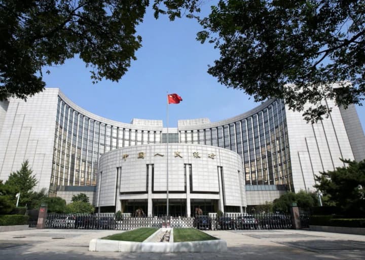 yuan-falls-to-16-month-low-due-to-possible-high-trump-tariffs-on-chinese-goods