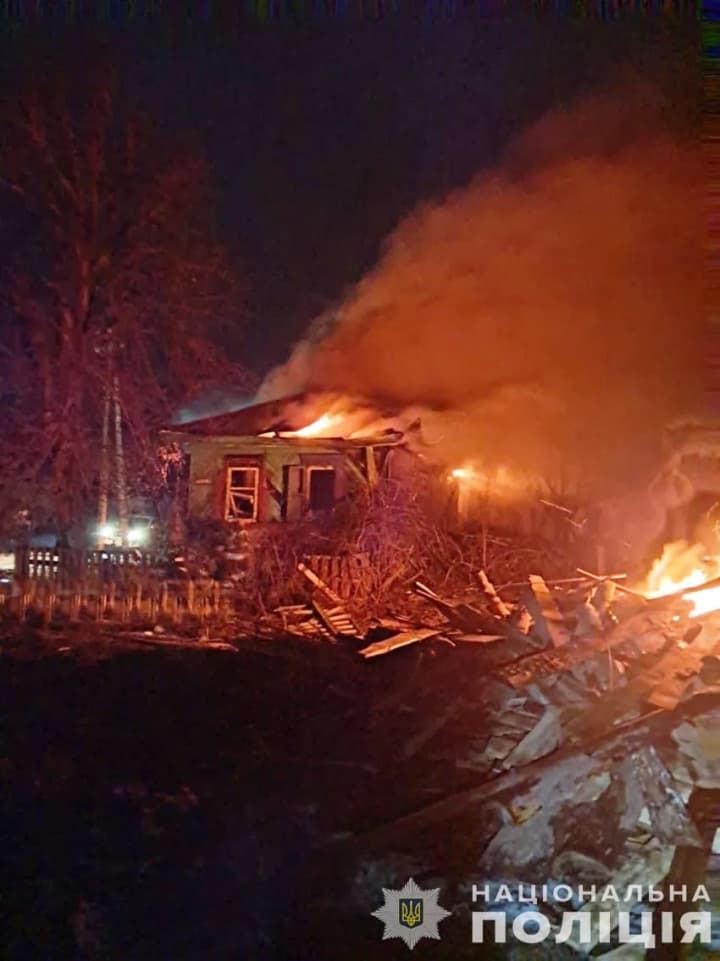 rosiiany-dronom-atakuvaly-chernihivshchynu-i-poranyly-zhinku-pokazaly-naslidky