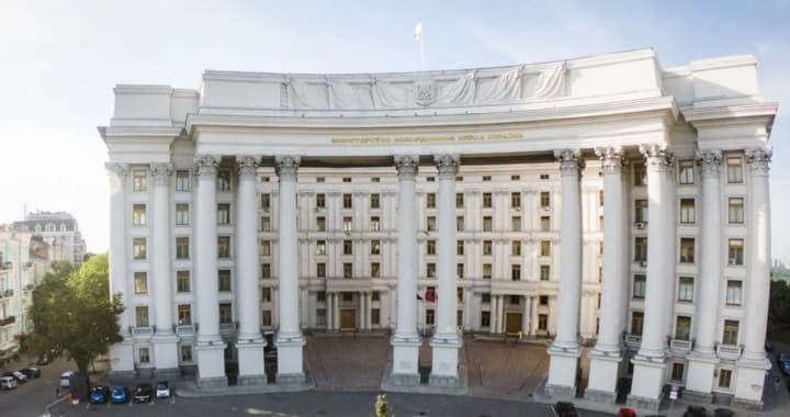 foreign-ministry-comments-on-information-that-trump-is-planning-a-meeting-with-putin