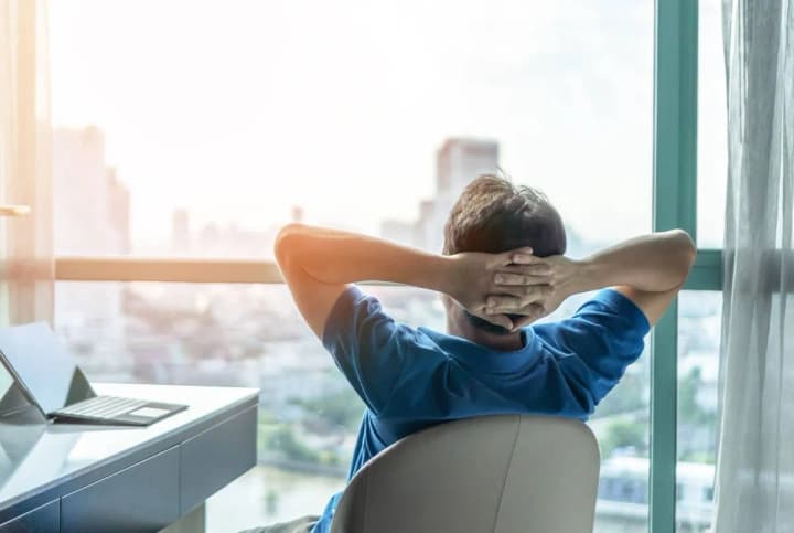 research-when-a-wife-earns-more-a-couples-mental-health-is-at-risk