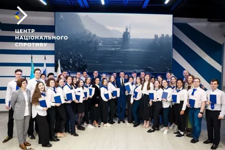 okupanty-zapustyly-novu-prohramu-verbuvannia-ukraintsiv-do-derzhstruktur-rf-tsns