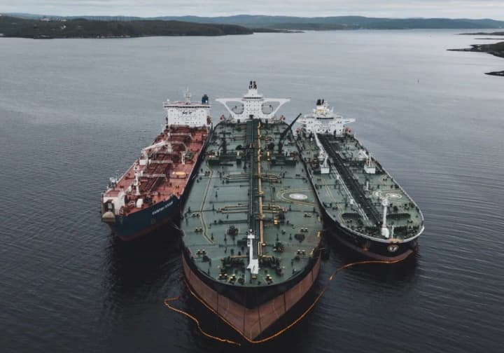 ponad-50-suden-rosiiskoho-tinovoho-flotu-nalezhat-dubaiskym-kompaniiam-yle