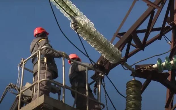 russian-troops-shelled-kherson-power-grid-damaged-blackouts-occur