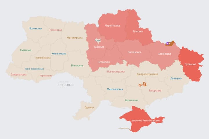 na-kyivshchyni-pratsiuie-ppo-na-tli-zahrozy-vorozhykh-droniv-ova--4