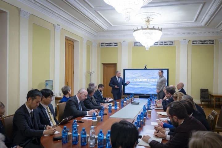 ukraine-held-a-briefing-on-russias-shadow-tanker-fleet-what-was-discussed