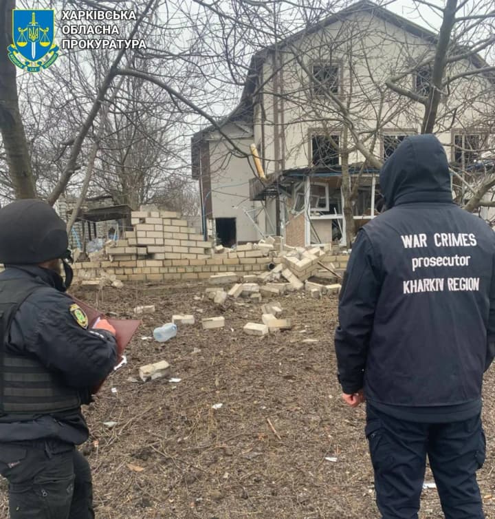 russia-attacks-kharkiv-region-with-drones-and-aircraft-an-elderly-woman-is-injured