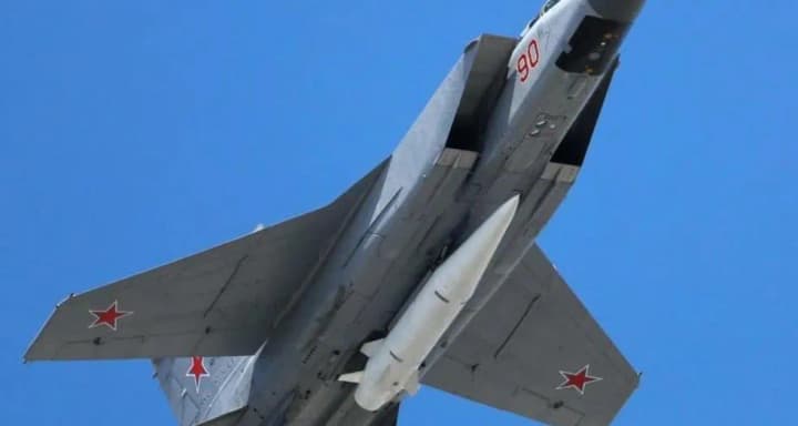 rf-konkuruie-z-ssha-u-hiperzvukovykh-tekhnolohiiakh-popry-slabku-ekonomiku