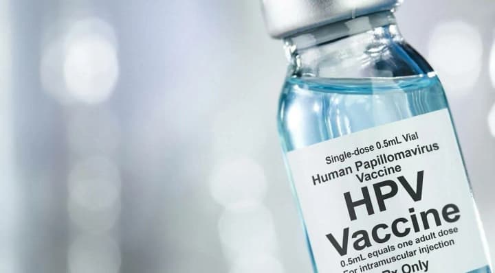 v-ukraini-anonsuvaly-bezkoshtovnu-vaktsynu-vid-vpl-shcho-zminytsia-v-natsionalnomu-kalendari-shcheplen-z-2026-roku