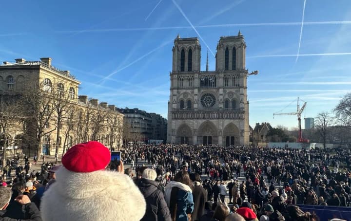 notre-dame-de-paris-sets-attendance-record-after-opening