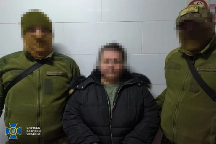 sbu-exposes-chief-accountant-of-ukrzaliznytsia-who-passed-classified-data-to-fsb