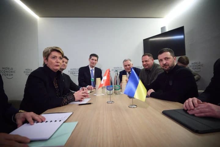 obsudili-poisk-putei-k-spravedlivomu-i-dlitelnomu-miru-zelenskii-vstretilsya-s-prezidentom-shveitsarii