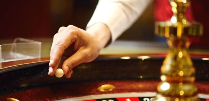 za-hruden-ukraintsi-popovnyly-hralni-rakhunky-maizhe-na-20-mlrd-hryven