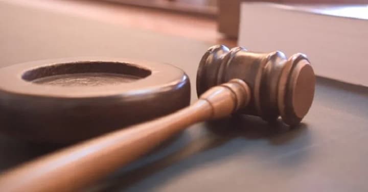 sudyu-ivchenko-kotorogo-podozrevayut-v-gosizmene-ne-vzyali-pod-strazhu-reshenie-vsp