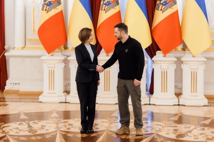 zelensky-and-sandu-meet-in-kyiv-to-discuss-regional-challenges