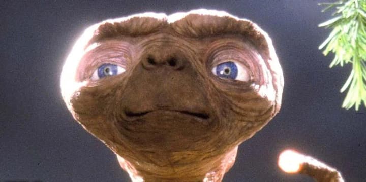 spielberg-reveals-why-he-refused-to-make-an-et-sequel-40-years-ago