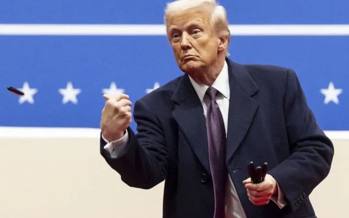 tramp-pidpyshe-ukaz-pro-zaliznyi-kupol-dlia-ssha-ochilnyk-pentahonu