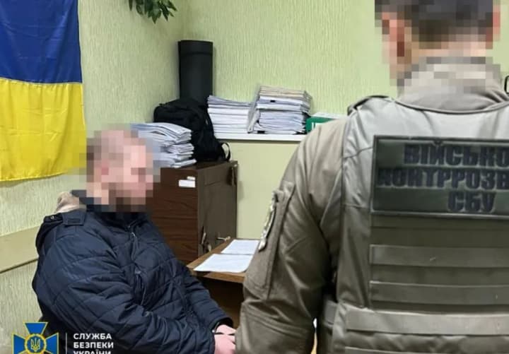 zaderzhali-agentov-fsb-kotorie-gotovili-raketnii-udar-po-aerodromam-vsu