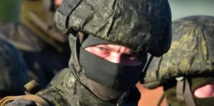 rf-vozvrashchaet-na-boevie-zadaniya-soldat-s-ranami-chasto-na-kostilyakh-britanskaya-razvedka