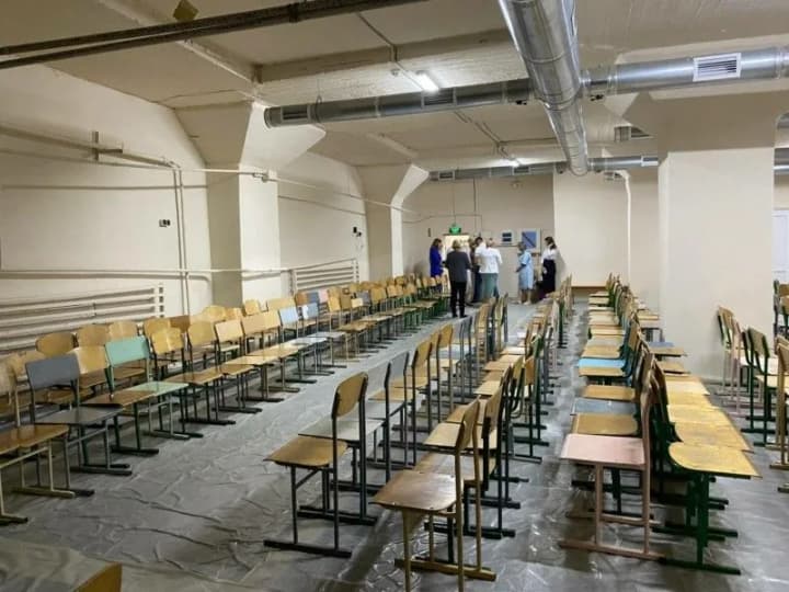 u-brovarakh-ukryttia-avtomatychno-vidkryvaiutsia-pid-chas-tryvohy-mistseva-vlada-pratsiuie-nad-pokrashchenniam-bezbariernosti