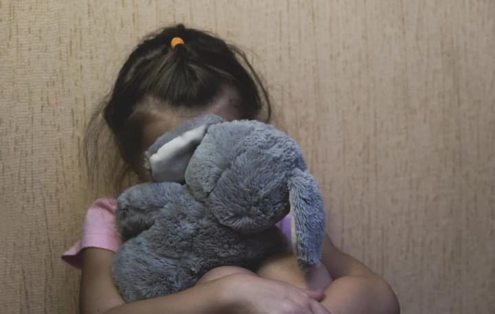 u-zhytomyrskomu-dytsadku-vykhovatelka-zastosuvala-sylu-do-maliukiv-na-prohuliantsi-osvitnii-ombudsmen-vidreahuvav