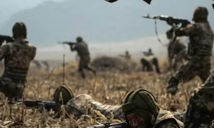 pivnichnokoreiski-viiska-ymovirno-hotuiutsia-do-novykh-atak-na-kurshchyni-rozvidka-brytanii