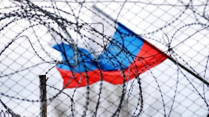 u-rf-vyhadaly-yak-vidpovisty-na-aresht-yikhnikh-aktyviv-za-kordonom