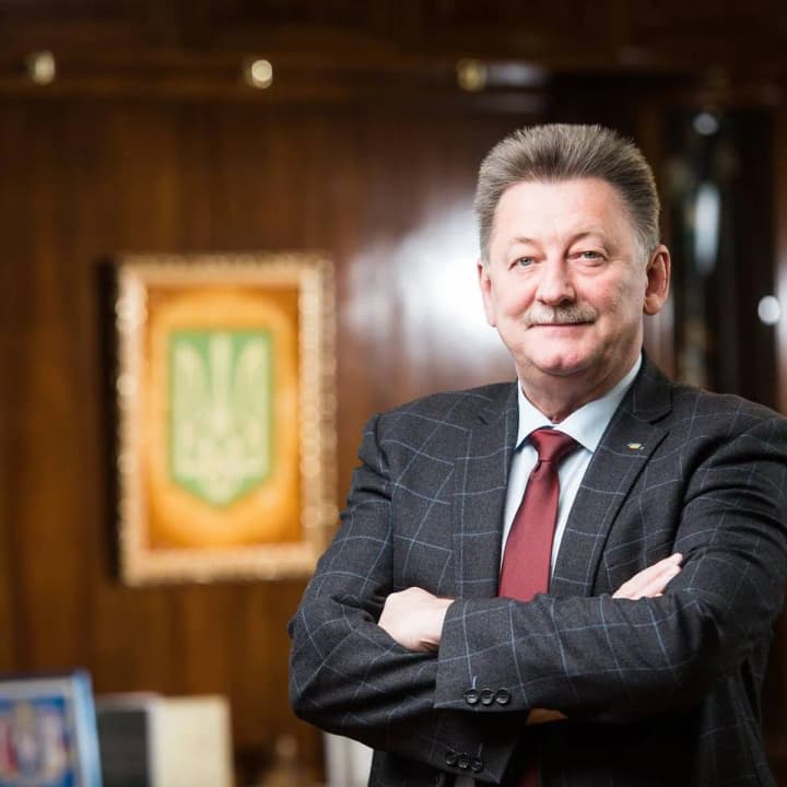 mnogoletnii-posol-ukraini-v-belarusi-igor-kizim-podal-v-otstavku
