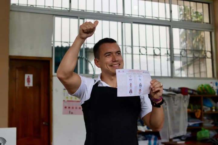 elections-in-ecuador-less-than-1percent-of-the-vote-separates-the-opponents