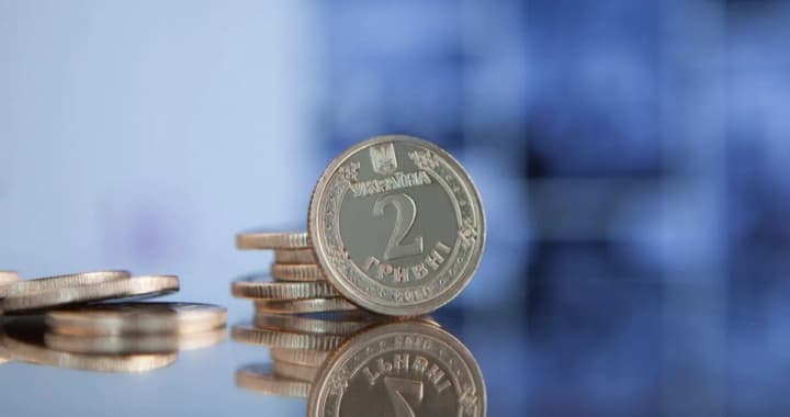 kurs-valiut-na-10-liutoho-hryvnia-prodovzhuie-trend-na-zmitsnennia