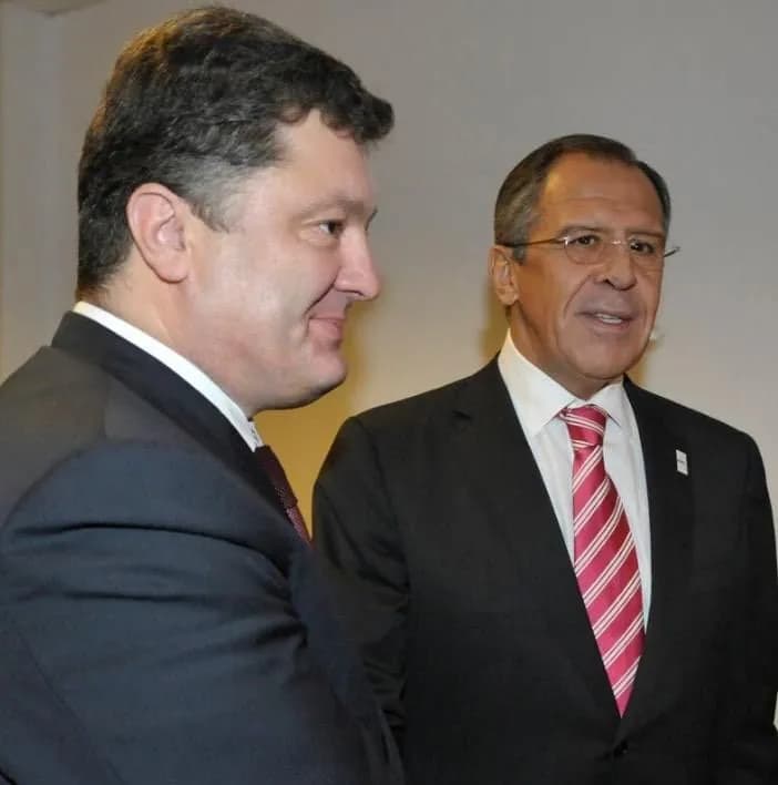 poroshenko-na-posadi-ministra-zakordonnykh-sprav-faktychno-zdav-krym-pid-chornomorskyi-flot-rosii-video