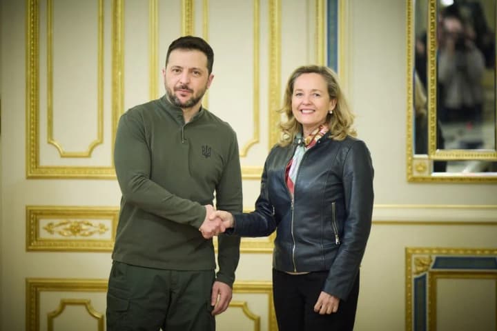 yeib-planuie-investuvaty-v-ukrainu-2-mlrd-yevro-zelenskyi